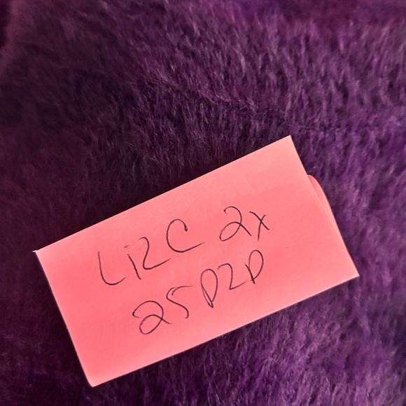 Liz Claiborne Women's Deep Purple Sweater - Picture 11 of 11